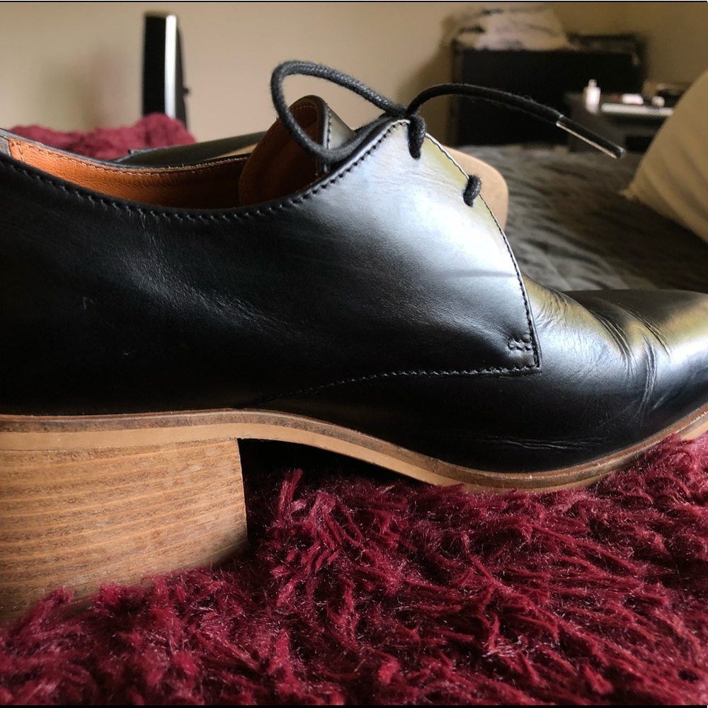 Everlane Heeled Oxford Loafer